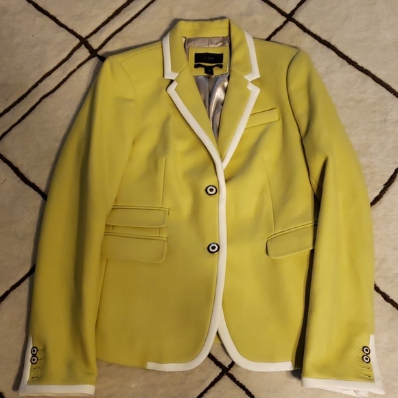 J. Crew Jackets & Blazers - J crew women's Blazer size 8T